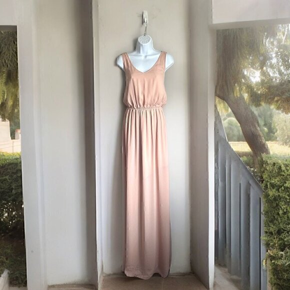 Show Me Your Mumu Kendall Maxi Dress in Dusty Blush Crisp - Size S - Picture 6 of 9